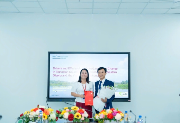 NCS. Nguyễn Hồ đã bảo vệ thành công luận án tiến sĩ 