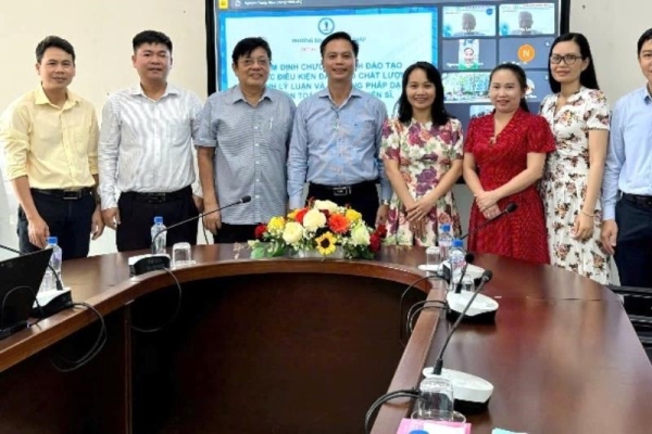 Khoa Sư phạm Toán - Tin nghiệm thu thành công 02 chương trình đào tạo sau đại học