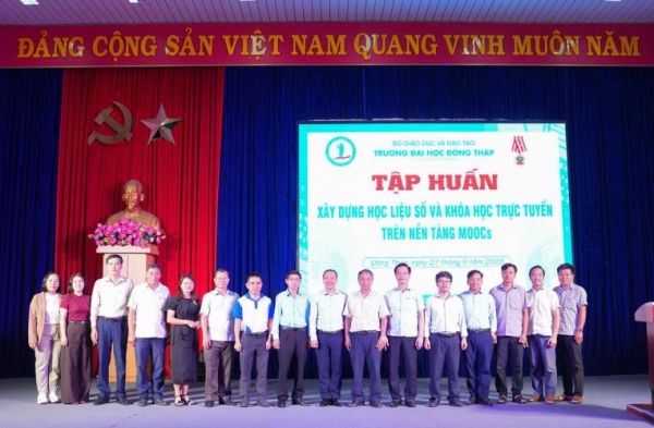 Trường Đại học Đồng Tháp tập huấn xây dựng học liệu số và khóa học trực tuyến trên nền tảng MOOCs