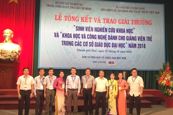 Nhiều tin vui trong tháng 10 về phong trào nghiên cứu khoa học của Khoa Sư phạm Toán học