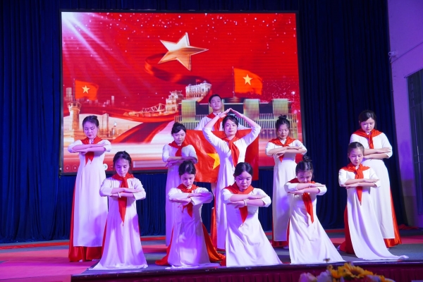 HỘI THI CA KHÚC TRUYỀN THỐNG TỰ HÀO MỘT DÃY NON SÔNG NĂM HỌC 2025 - 2026
