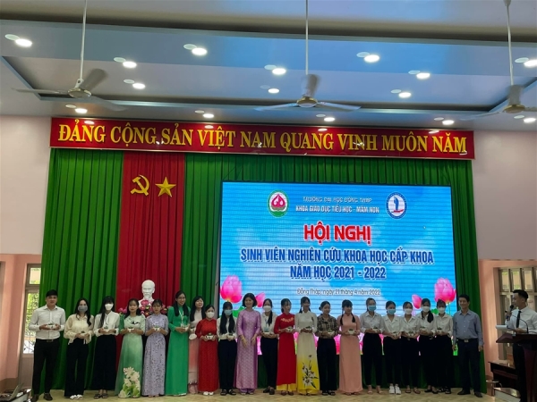 HỘI NGHỊ SINH VIÊN NGHIÊN CỨU KHOA HỌC CẤP KHOA, NĂM HỌC 2021 - 2022