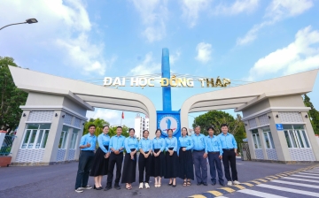 Album 2 hình ảnh tập thể Phòng Hợp tác quốc tế và Truyền thông